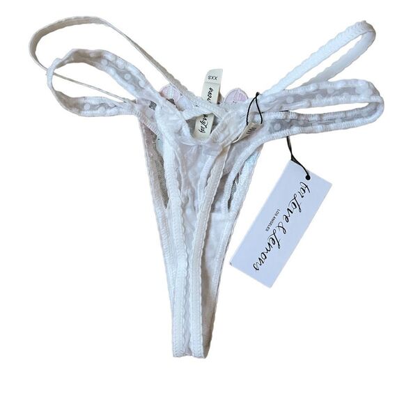 For Love and Lemons 🍋 Embroidered Tong Size XXS - Picture 5 of 6